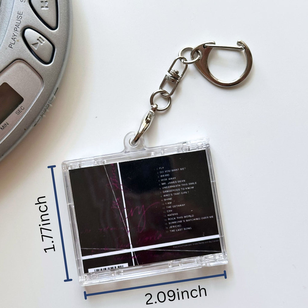 'Hit Clips' Mini CD Case Keychain - Hilary (2004)