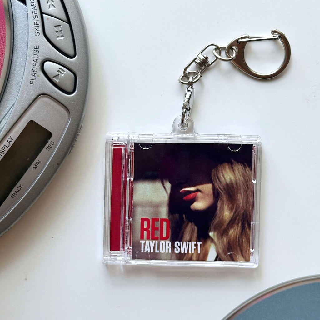 'Hit Clips' Mini CD Case Keychain - Taylor Red