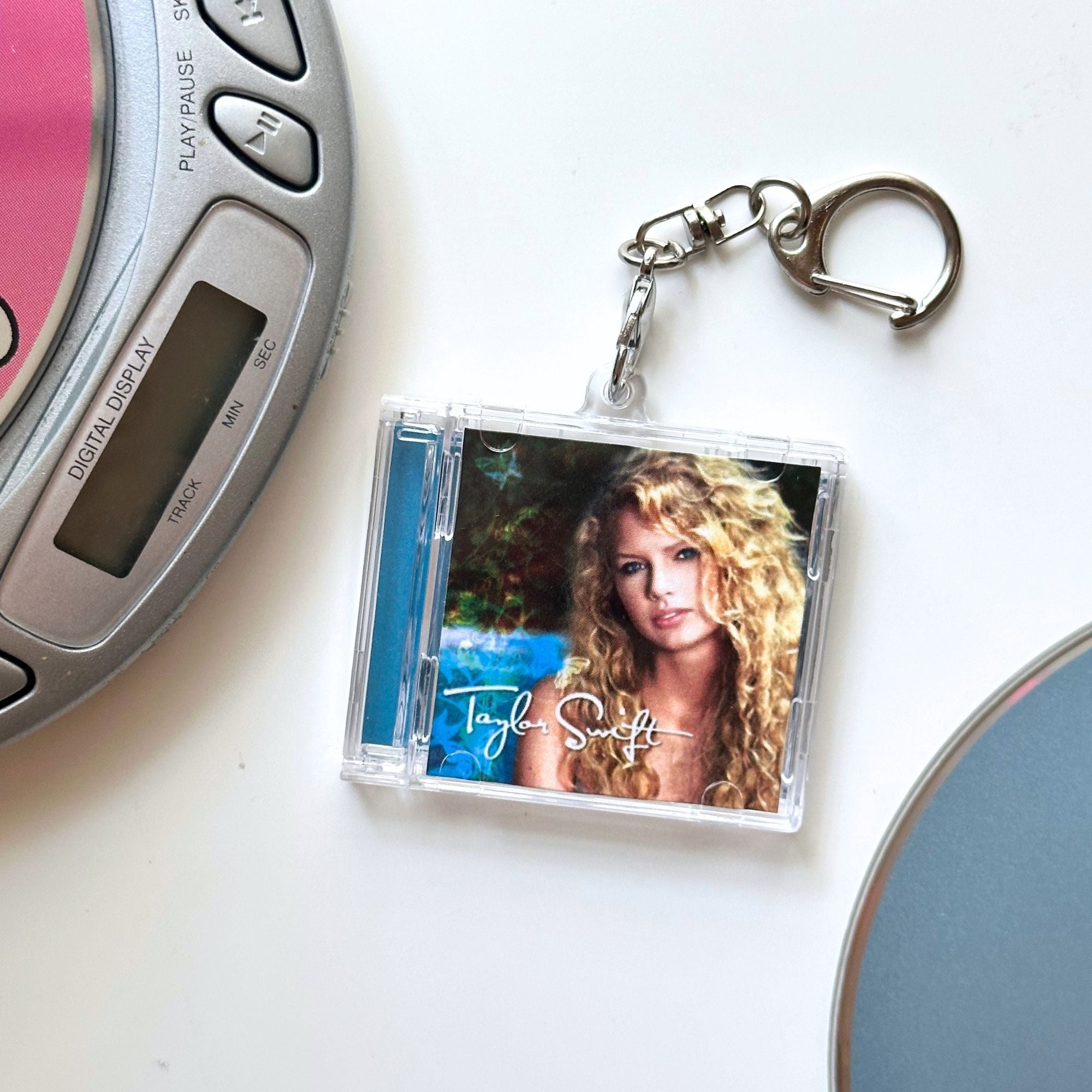 'Hit Clips' Mini CD Case Keychain - Taylor (Debut)