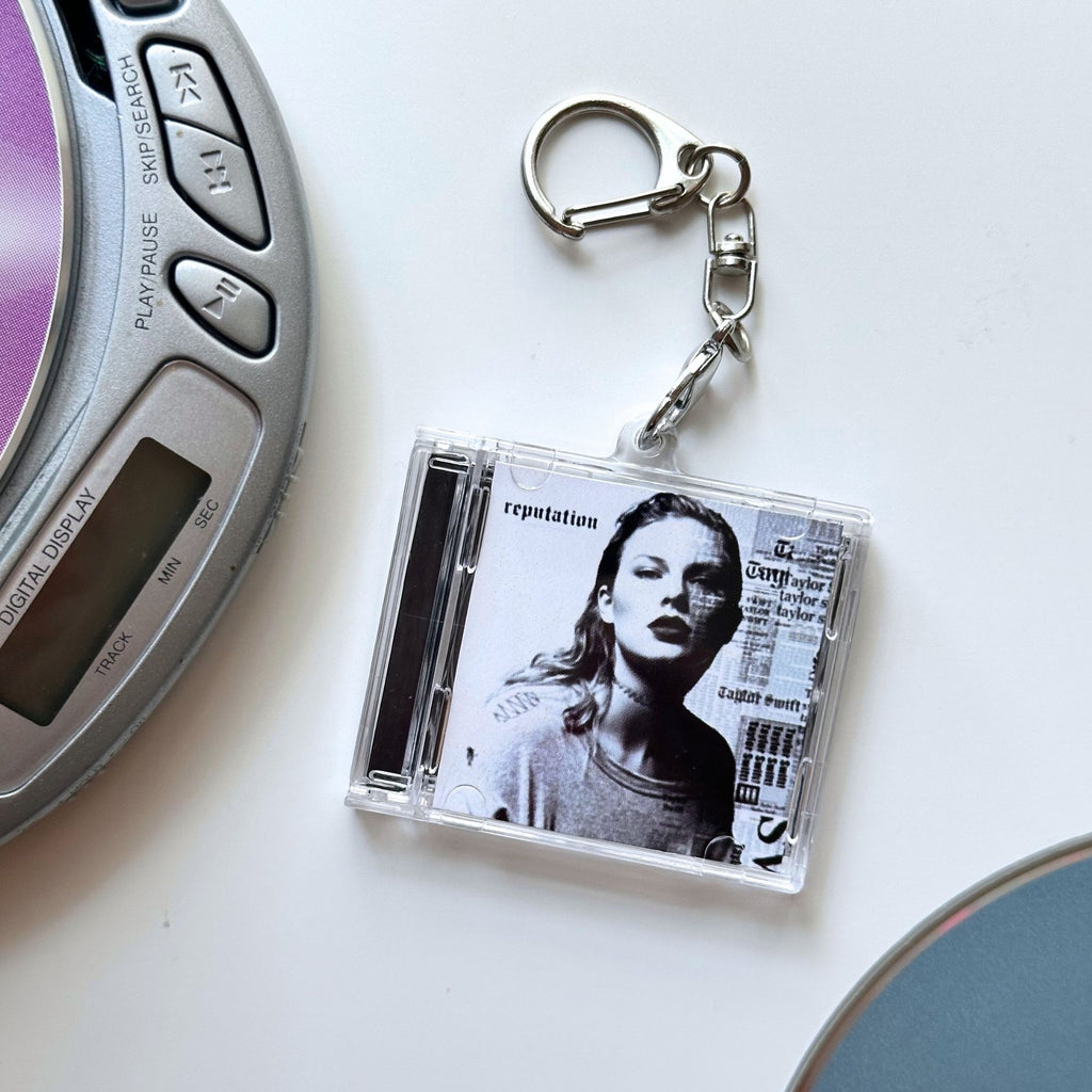 'Hit Clips' Mini CD Case Keychain - Taylor Reputation