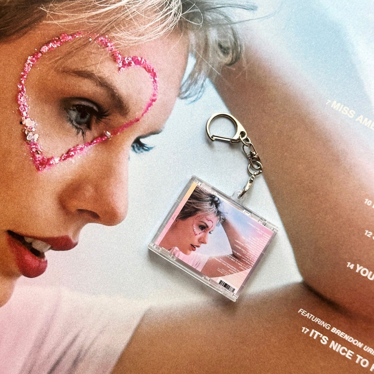 'Hit Clips' Mini CD Case Keychain - Taylor Lover
