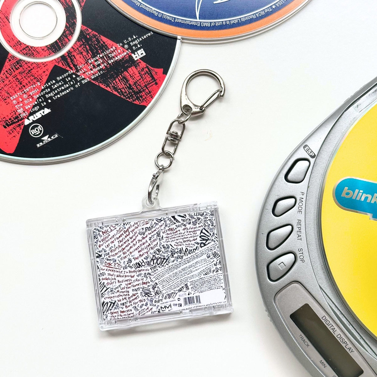 'Hit Clips' Mini CD Case Keychain - Paramore Riot