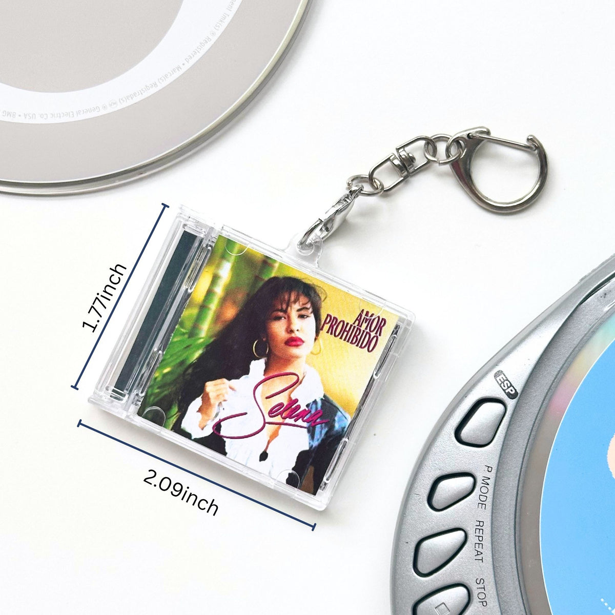 'Hit Clips' Mini CD Case Keychain - Selena Amor Prohibido